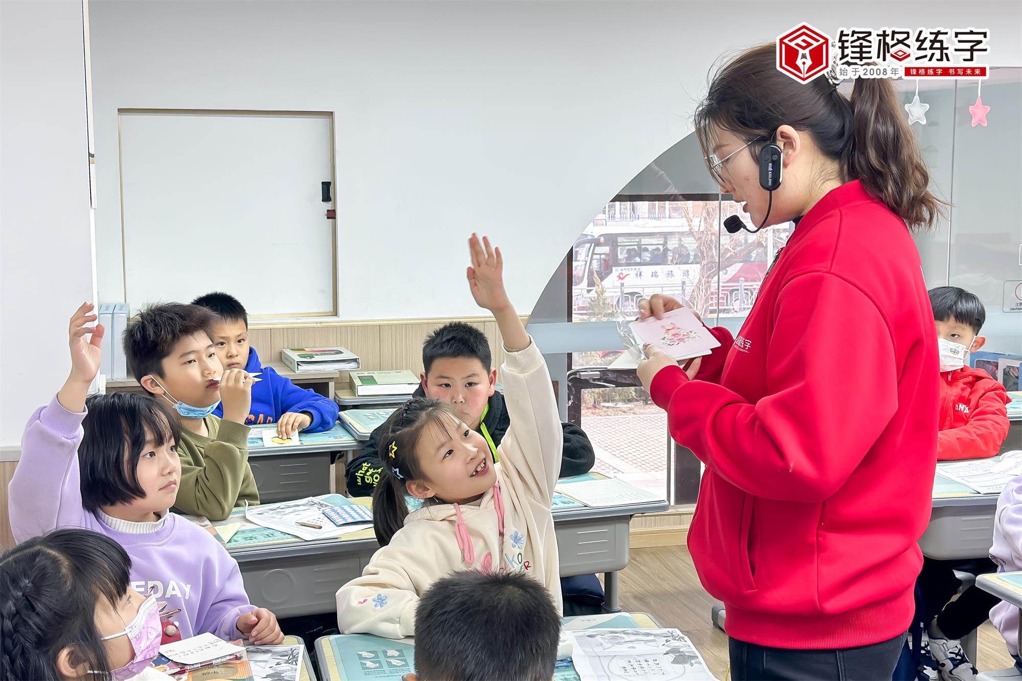 鋒格練字：為什么我們一再?gòu)?qiáng)調(diào)要讓孩子練字！